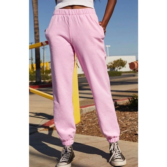 Brandy Melville Pants - Brandy Melville pink Rosa sweatpants bubblegum